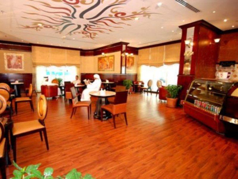 Al Bustan Tower Hotel Suites Şarja Dış mekan fotoğraf